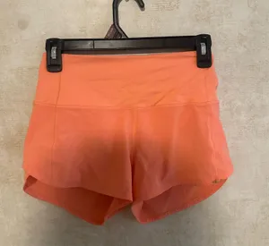 Lululemon Shorts 2.5" Speed Up High-Rise thumbnail 1