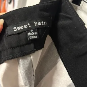 Sweet Rain black and white striped shorts thumbnail 3