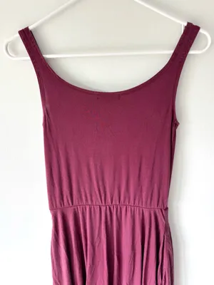 Quince Tencel Jersey Fit & Flare Dress Wine Burgundy Sleeveless Midi Scoop Neck thumbnail 5