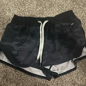 Vuori Shorts thumbnail 1
