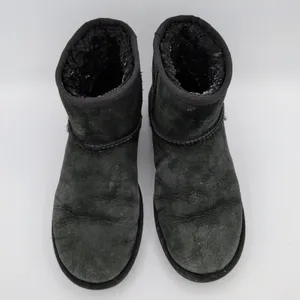 UGG Classic Mini‎ II Black Suede Sheepskin Boots 1016222 Womens Size 9 thumbnail 4