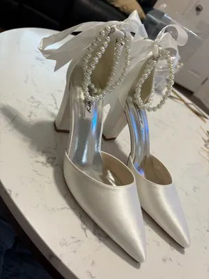 White pearl heels Size 8 thumbnail 1