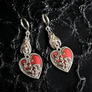 1 Pair Gothic Bat Heart Love Shape Pendant Round Buckle‎ Silver Plated Earrings thumbnail 9