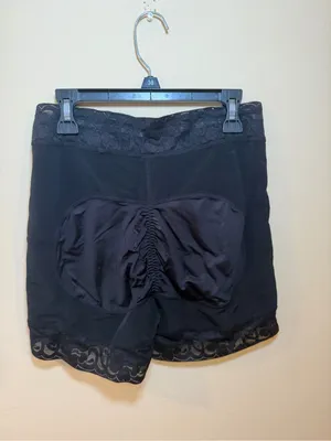 Black Lace Trim Women's Shaping Shorts thumbnail 2