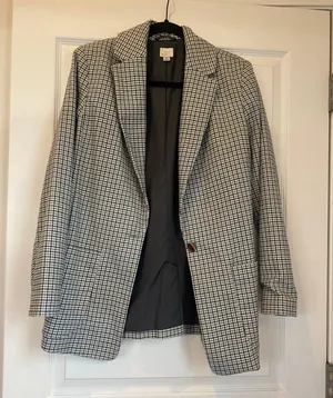 Blazer thumbnail 1