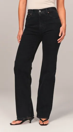 Abercrombie Curve Love High Rise 90s Relaxed Jean in Washed Black Size 28 (6 Regular) thumbnail 1