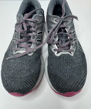 GT 2000 10 Running Shoes Size 8 thumbnail 1