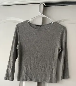Brandy Melville Top thumbnail 1