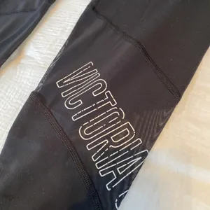 Knockout Tight Legging thumbnail 4