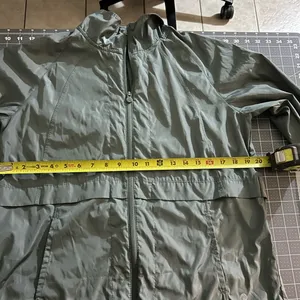 Women's Green Ski & Snow Jacket Gray Size M thumbnail 7