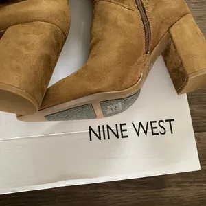 Nine‎ West sz 8.5 brown faux suede chunky high heel boots NWT thumbnail 10