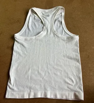 Lululemon High Neck White Swiftly Tech Tank Size 2 thumbnail 2