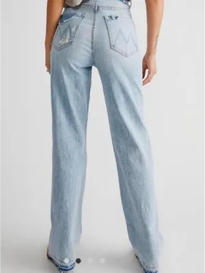 MOTHER The Tomcat Ankle Distressed High Rise Jeans Light Wash Size 25 NWT thumbnail 3