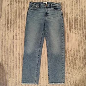 Loft Outlet Womens‎ Straight Leg Jeans Blue Medium Wash Raw Hem Size 4 thumbnail 2