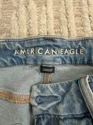 American Eagle Mom Jeans thumbnail 3