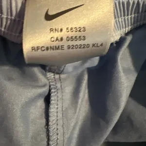 Nike  Running Shorts Large‎ thumbnail 4