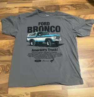 Old Navy Bronco tee shrit thumbnail 1
