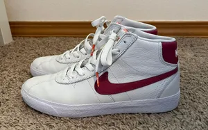 Sneakers thumbnail 2