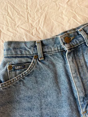Vintage Lee high-waited denim shorts thumbnail 4