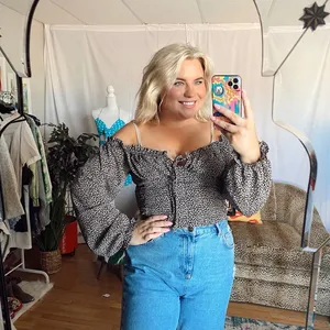Blush Off Shoulder Printed Long Sleeve Cropped Top Black Size Small thumbnail 2
