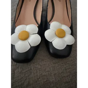 Unique Vintage Black Daisy Applique Block Heel Square Toe‎ Pumps Shoes thumbnail 3