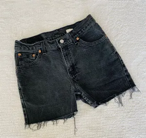 Vintage Levis 517 Black High Rise Shorts thumbnail 1