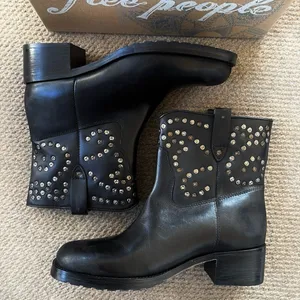 NEW in Box Free People Leather Harmony Studded Boots Black Size 9 thumbnail 5