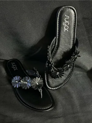 Sugar Finesse Women’s Black Daisy Floral Thong Sandals SZ 9 BNIB thumbnail 2