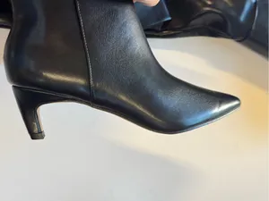 Women's Black Knee thumbnail 8