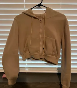 Amazon Cropped Zip-Up Hoodie thumbnail 1