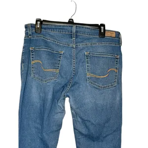 Levis Strauss Women's‎ Jeans Mid-Rise Stretch Modern Straight Leg Denim Blue 33 thumbnail 9