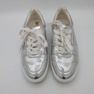 Sam Edelman Edie Silver Metallic Low Top Sneakers Womens Size 6M SE-1980‎ thumbnail 4