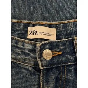 ZARA Women Jeans Blue Denim Cropped High Rise Baggy Wide Leg Medium Wash Size 6 thumbnail 4