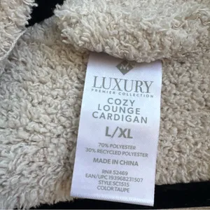 Cozy Cream Open thumbnail 2