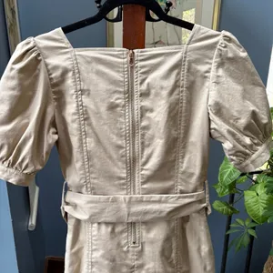 Elliatt x REVOLVE Vanessa Dress Sand sz S, Puff Sleeve, Quiet Luxury Mini thumbnail 10