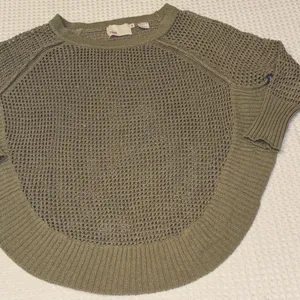 Anthropologie YOON Olive Green Open-Weave Crewneck Raglan Sleeve Poncho Sweater thumbnail 15