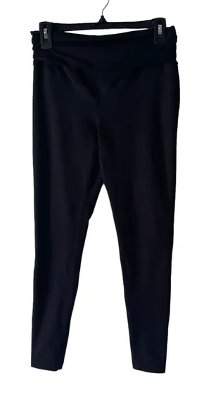 Zella Size‎ Small Black Cropped Athletic Yoga Workout Leggings thumbnail 1