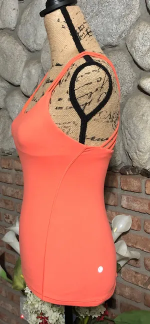 Lululemon Rope Knot Back -Athletic Top & FREE  REUSABLE BAG thumbnail 1