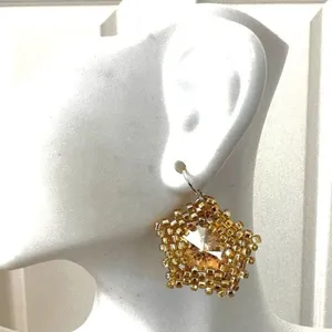 Gold seed bead rhinestone Star earrings Gold thumbnail 6