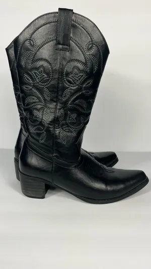 Faux Leather Cowboy Boots Embroidery Detail Women’s Size 7.5 thumbnail 9