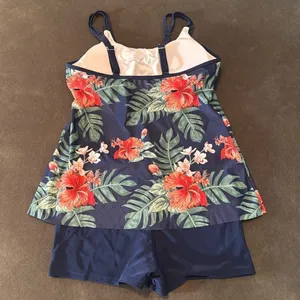 Women’s Navy Floral Tankini Two Piece Swimsuit Boy Short Bottom Size L (US8) NEW thumbnail 7
