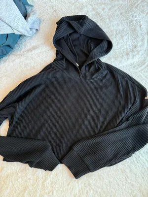 Alo Muse Yoga Hoodie Ribbed thumbnail 1