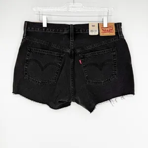 NWT‎ Levi's 501 High Waist Denim Shorts Women's Size 32 Festival Style thumbnail 4