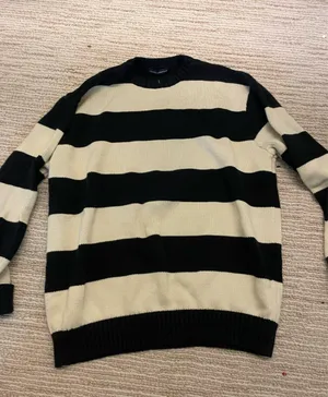 Brandy Melville Sweater thumbnail 2