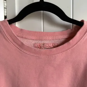 American Eagle Outfitters‎ Pink Sweatshirt Crewneck Cropped Length Small Womens thumbnail 4