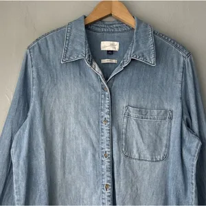 Oversized Button Up Denim Shirt Size Medium Blue Jean Relaxed Fit 90s Butter Mom thumbnail 3
