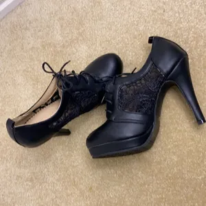 Women’s Black High Heel Booties with Lace Detail EU Size 38 US 7/7.5 NEW thumbnail 3
