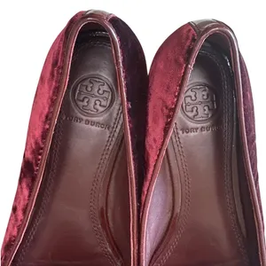 Tory Burch Burgundy Velvet Acorn Charm Smoking Slippers Loafers 7 thumbnail 3