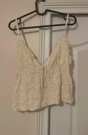 Princess Polly Textured Flowy Tank thumbnail 1