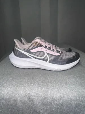 Women’s Nike Zoom Air Pegasus thumbnail 3
